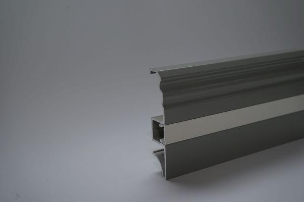 KuPro Aluminiumfussleiste grau//weiß
